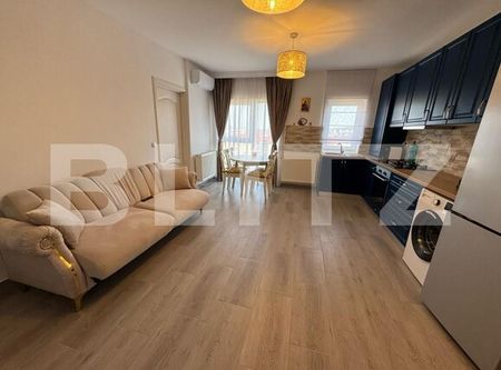 Apartament 3 camere, deosebit, parcare, zona Tineretului - Fotografie 2