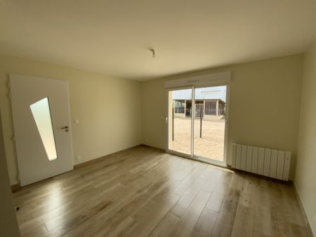 Location Appartement 2 pièces 48m² EVREUX 27000 - Photo 2