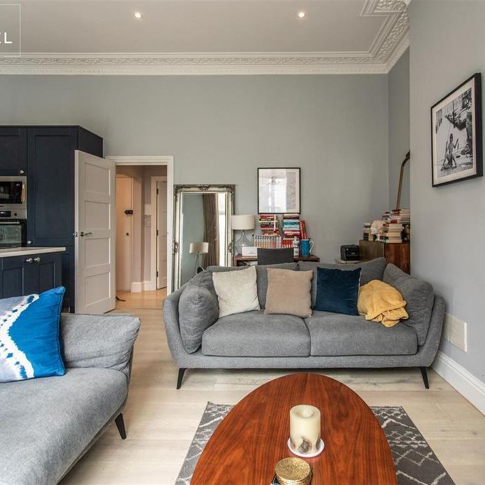 1 bedroom flat to rent - Photo 1