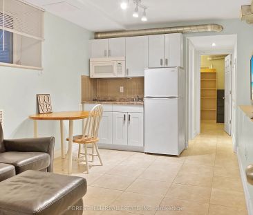 1491 Dundas Street W #1B - Photo 1