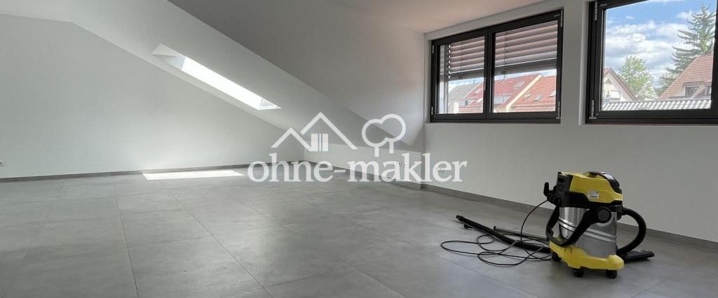 Neue, helle Dachgeschosswohnung mit neuer Einbauküche in Stuttgart - Bad Cannstatt - Foto 1