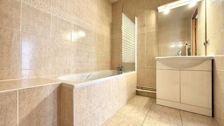 Location Appartement 2 pièces 48m² LOUVRES 95380 - Photo 3