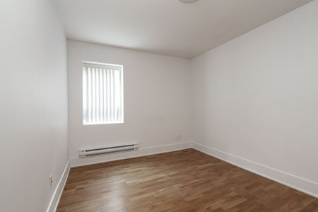 83 Isabella Street - Photo 3