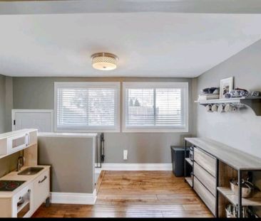 For Lease - 202 East 44th Street, Hamilton, Ontario - Photo 2