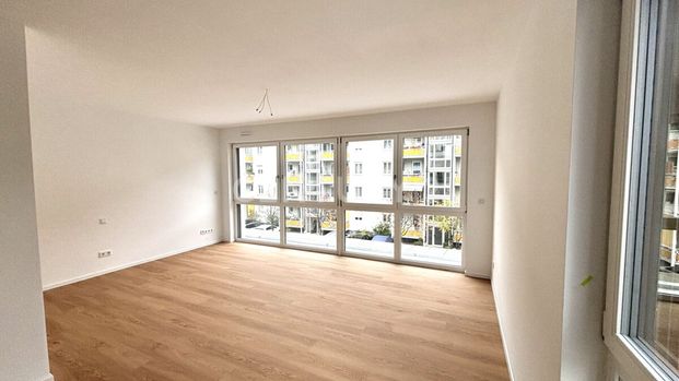 Modernes und Lichtdurchflutetes Apartment in Toplage Nürnbergs mit Hervorragender Verkehr - Photo 1