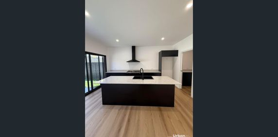 Effortlessly Stylish and Exceptionally Spacious Modern Living - Photo 2