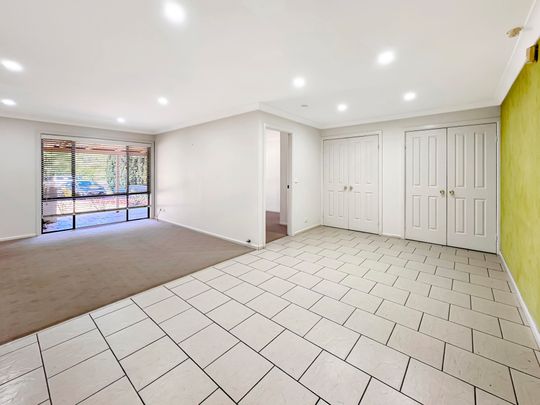 4 Bedroom home in Orana Heights - Photo 1