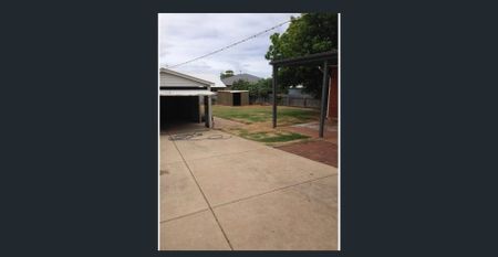 FAMILY HOME CLOSE TO THE BEACH! - Photo 5