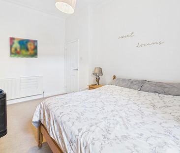 2 bedroom ground floor flat to rent - Photo 5