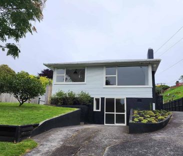 Family Home in Frankleigh Park - Photo 4