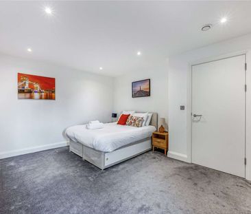 Modern one bedroom apartment situated in Ealing's most sought after... - Photo 6