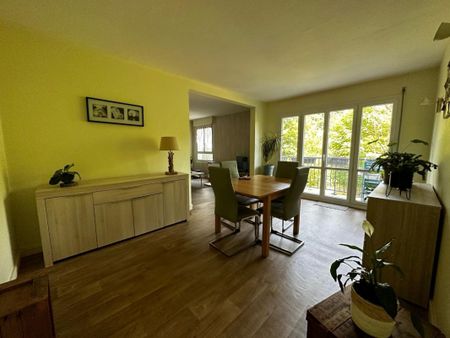 Location Appartement 4 pièces 84m² BLOIS 41000 - Photo 2