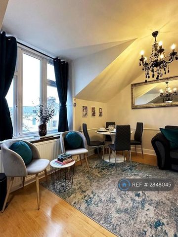 1 bedroom flat to rent - Photo 2