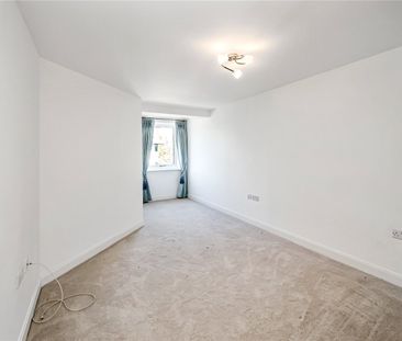 Bridge Avenue, Maidenhead, Berkshire, SL6 - Photo 6