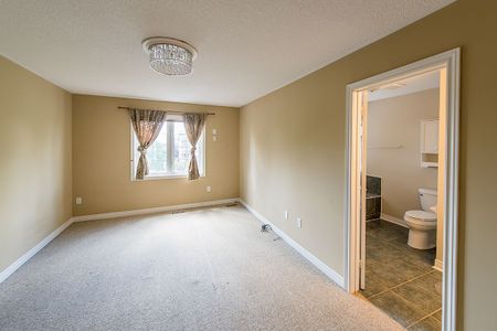 For Lease - 26 Thornbush Court, Richmond Hill, Ontario - Photo 3