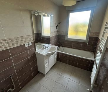 Location Appartement 2 pièces 48m² LA MOTTE SERVOLEX 73290 - Photo 5