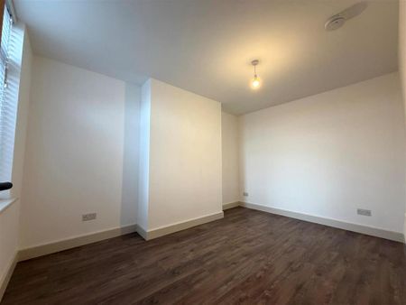 2 bedroom duplex to rent - Photo 4