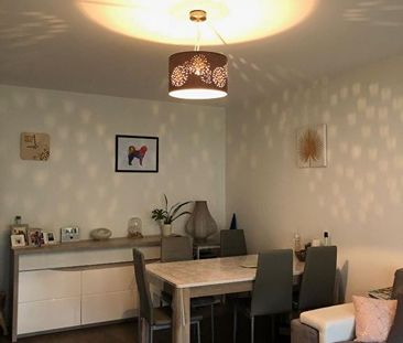 Location Appartement 4 pièces 74m² ANGERS 49100 - Photo 2