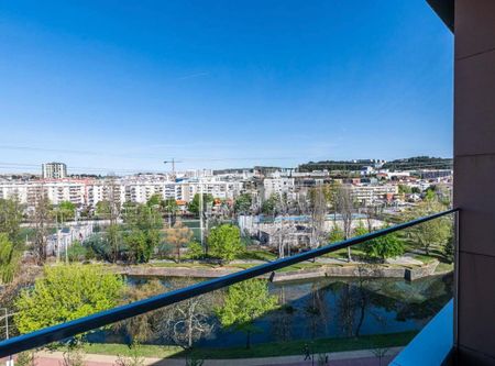 R. Dr. Carlos Lloyd Braga, Braga, Braga 4715-319 - Photo 4