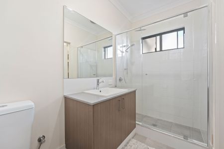 Lovely Family Home in Baldivis - Photo 5