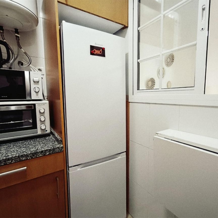 Piso de alquiler en Carrera de Capuchinos, 9, El Molinillo - Capuchinos - Photo 1