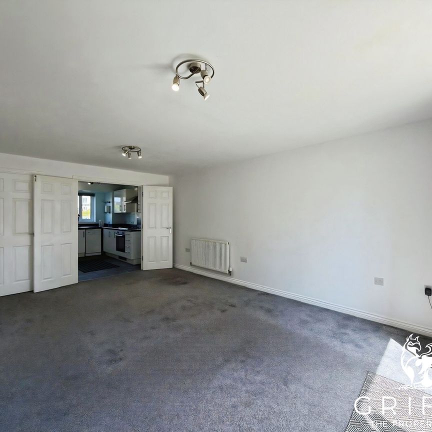 The Rookery, West Thurrock, RM20 - Photo 1