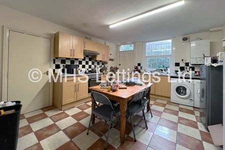 5 Bedroom Mid Terraced House for rent in Victoria Road - Photo 2