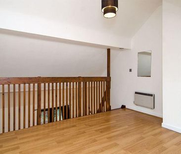 2 bedroom property to rent - Photo 1