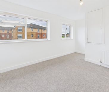 2 Bedroom End Of Terrace - Photo 3