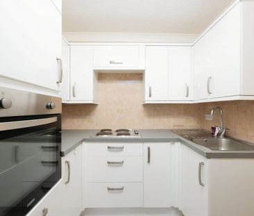 Cassio Road, Watford, Watford - Photo 4