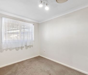 3 Bedroom Home in Penrith - Photo 2
