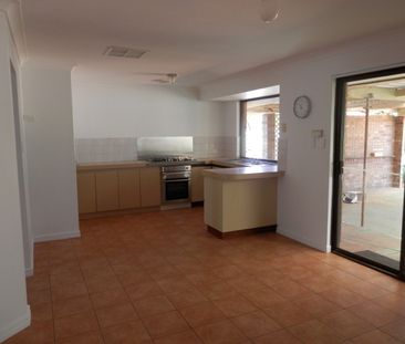 Great Location! - Photo 4