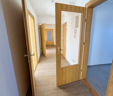 Großzügige 5-Raum-Wohnung auf dem Zeller Berg über den Dächern von Aue - Photo 1