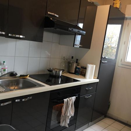 Location Appartement 2 pièces 45m² LILLE 59800 - Photo 3