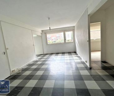 Location Appartement 4 pièces 70m² LILLE 59000 - Photo 3