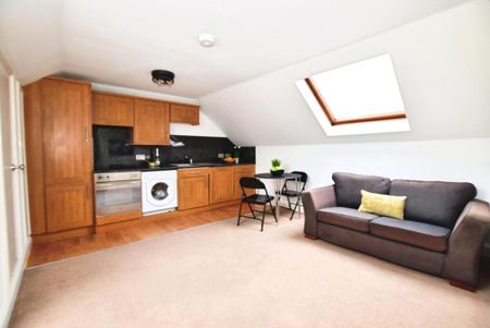 2 bedroom apartment to rent - Photo 2