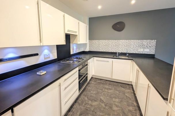 2 bedroom apartment to rent - Photo 1