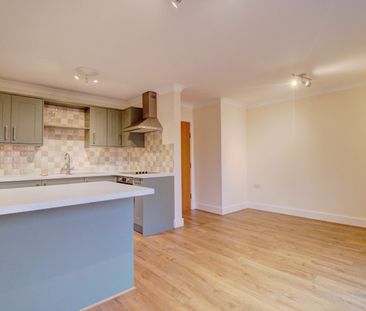 2 bedroom flat to rent, - Photo 6