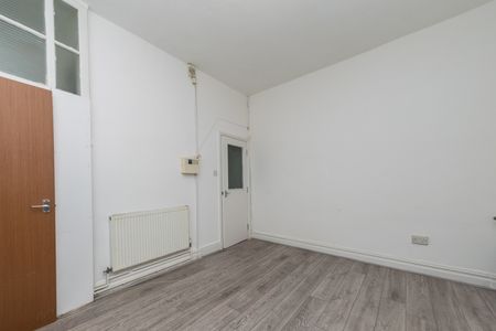 FOUNTAIN STREET MORLEY LEEDS LS27 0AL - Photo 2