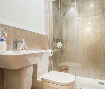 Our largest top-of-the-range house - spacious, stylish, and in the ... - Photo 4