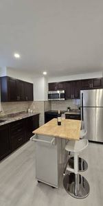 1 bdrm Eglinton & Caledonia - Photo 4