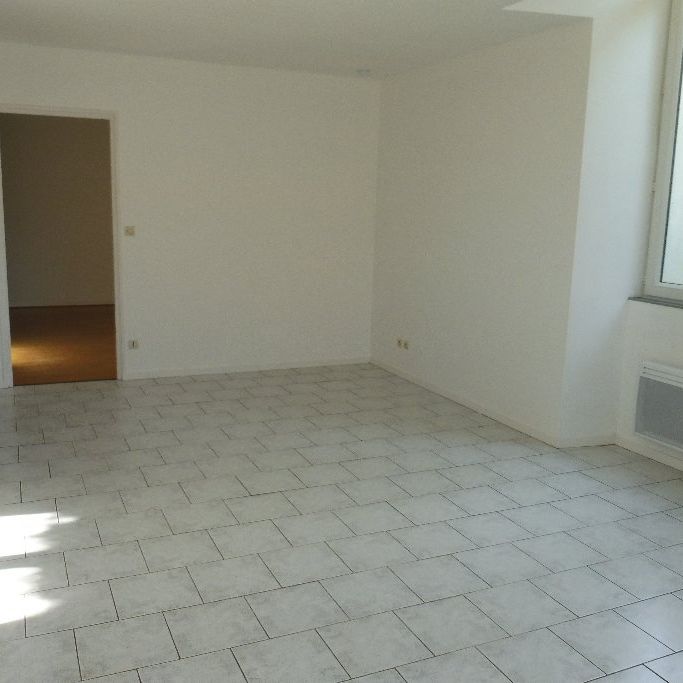 Location Appartement 2 pièces 60m² ANGOULEME 16000 - Photo 1