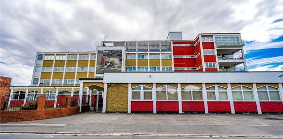 2 bedroom apartment to rent - Photo 2