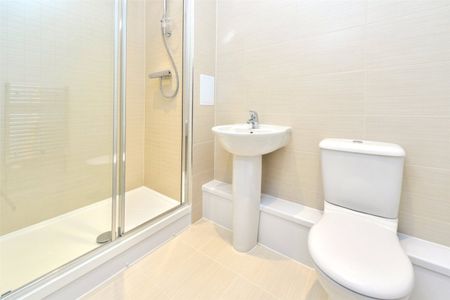 1 Green Lanes, London, N4 - Photo 5