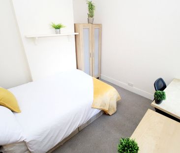 5 bedroom house to rent Harrow Road, Southsea, PO5 - Photo 3