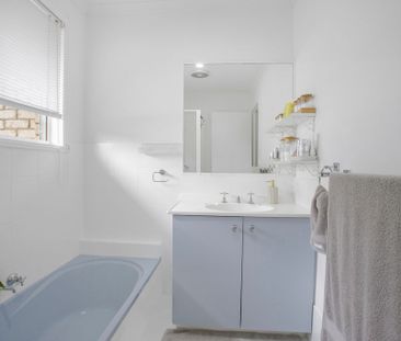 Neat and Tidy Townhouse in Great Location! - Photo 5