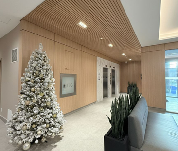 For Lease - 3250 Carding Mill Trail Unit# 222, Oakville, Ontario - Photo 3