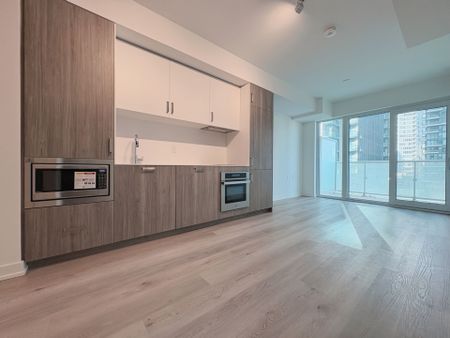 For Lease - 88 Queen Street Unit# 816, Toronto, Ontario - Photo 4