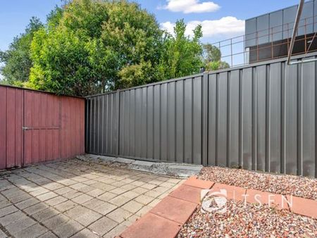 Located in the suburb of Strathdale - Photo 4