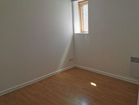 Appartement à Louer à LILLE 560 € - Photo 3